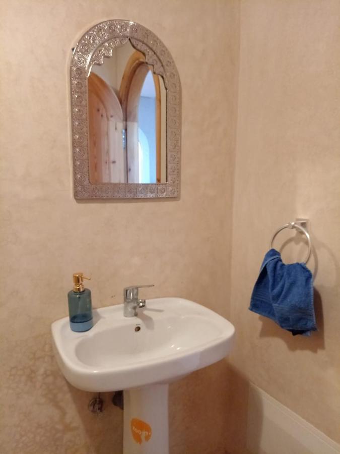 Dar Diafa Samira Surf Apartment Мирлефт Екстериор снимка